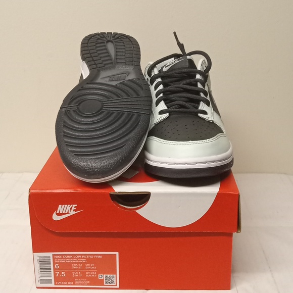 Nike Dunk Low Retro PRM/Dark Smoke Grey-White-Barely Green/6Y=7.5W /FZ1670-001 - Picture 8 of 15